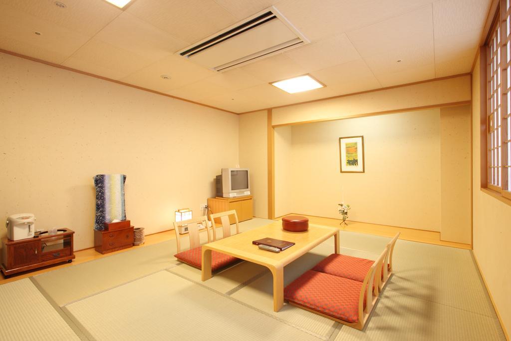 Hotel New Sunpia Tsuruga Extérieur photo